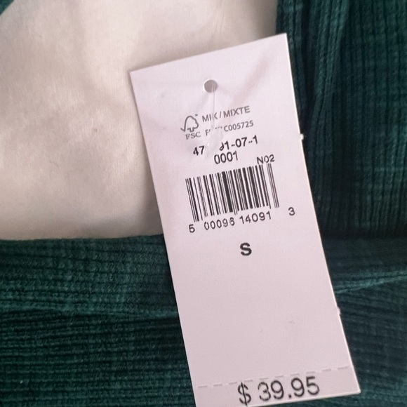 Gap - Forest Green 
RIB TURTLENECK
Size Small NWT - Picture 2 of 12